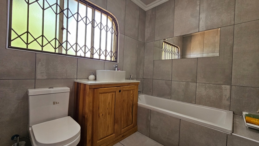 3 Bedroom Property for Sale in Vaalpark Free State